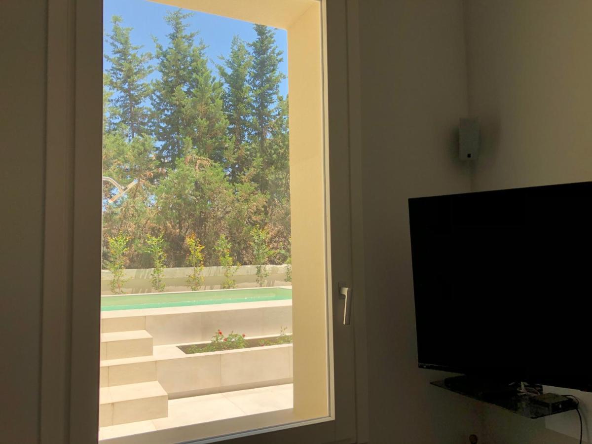 Carlo V - Con Piscina E Giardino Privati Daire Lecce Dış mekan fotoğraf
