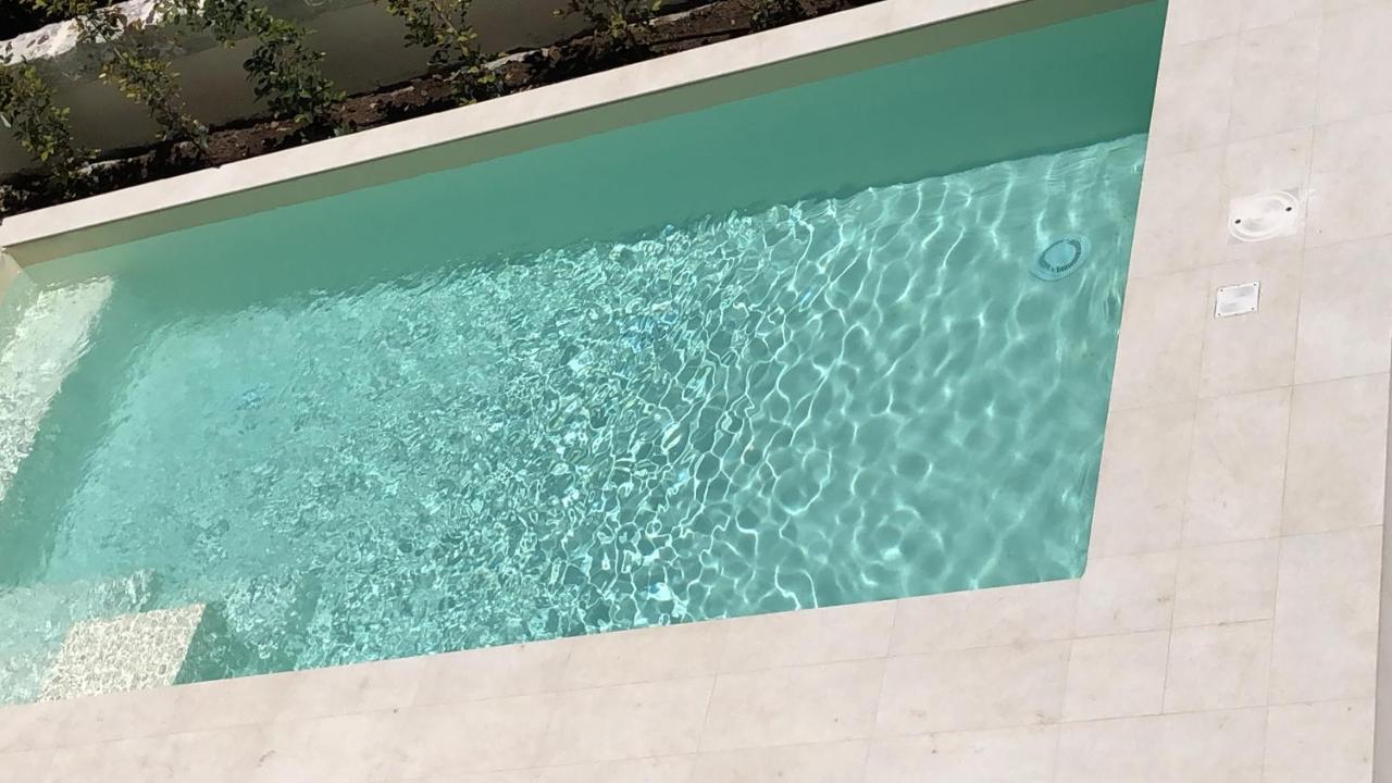 Carlo V - Con Piscina E Giardino Privati Daire Lecce Dış mekan fotoğraf