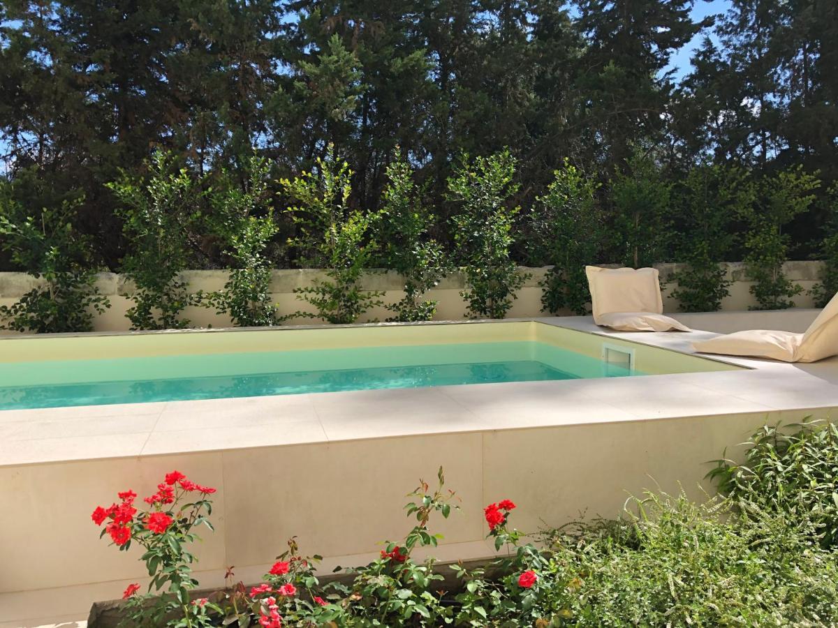Carlo V - Con Piscina E Giardino Privati Daire Lecce Dış mekan fotoğraf