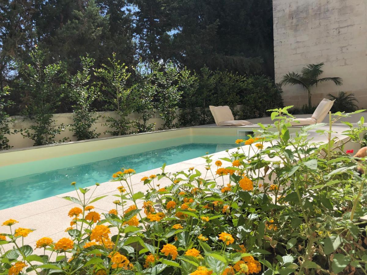 Carlo V - Con Piscina E Giardino Privati Daire Lecce Dış mekan fotoğraf