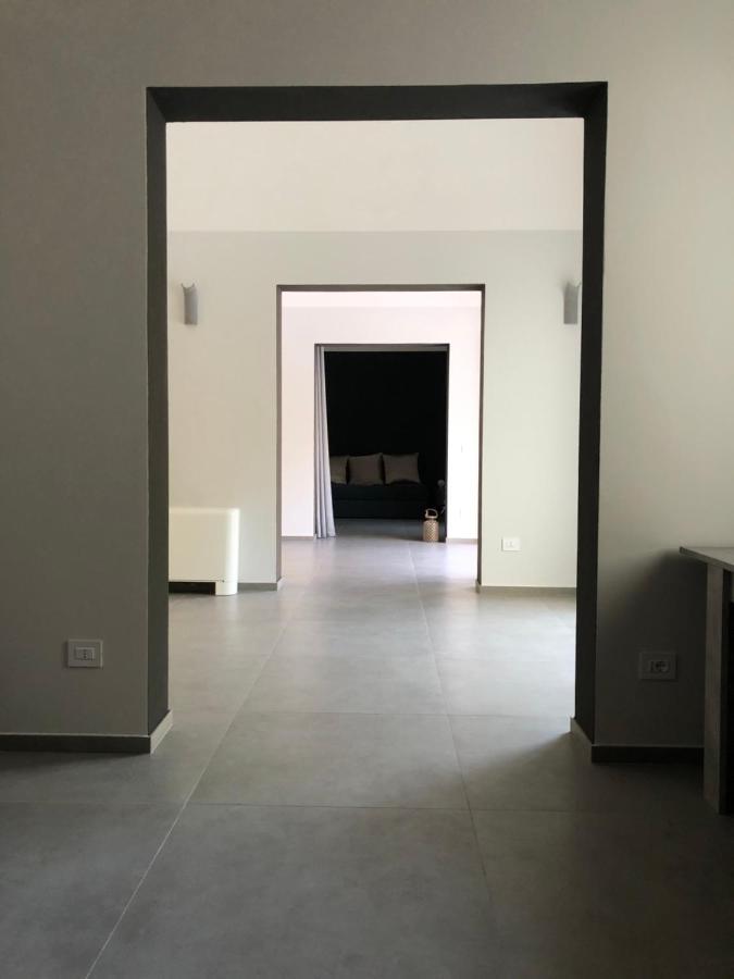 Carlo V - Con Piscina E Giardino Privati Daire Lecce Dış mekan fotoğraf
